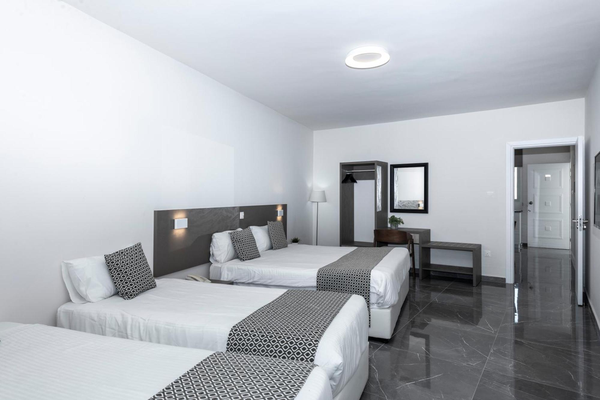Blazer Residence Lárnaka Kültér fotó